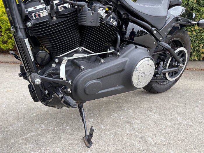 2018 HARLEY-DAVIDSON FXFBS FAT BOB Black