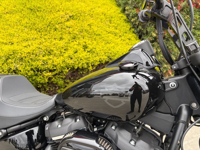 2018 HARLEY-DAVIDSON FXFBS FAT BOB Black