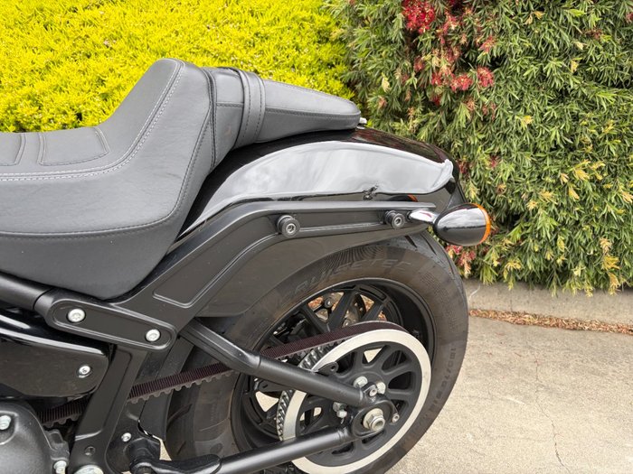 2018 HARLEY-DAVIDSON FXFBS FAT BOB Black