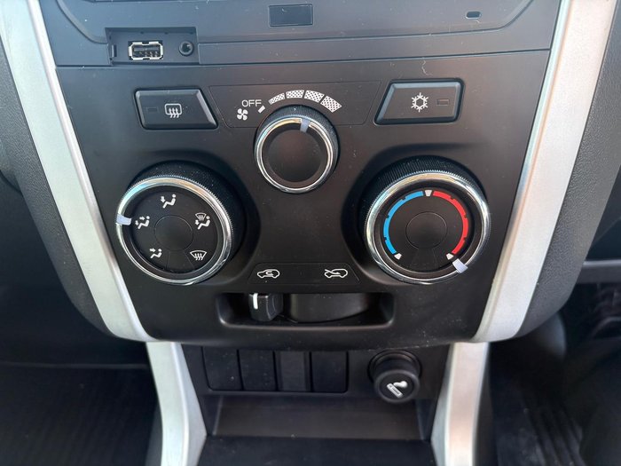 2018 Isuzu D-MAX LS-M