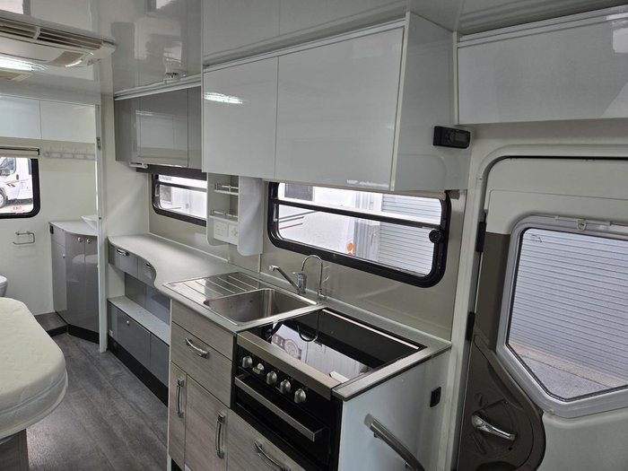 2020 Avida Birdsville