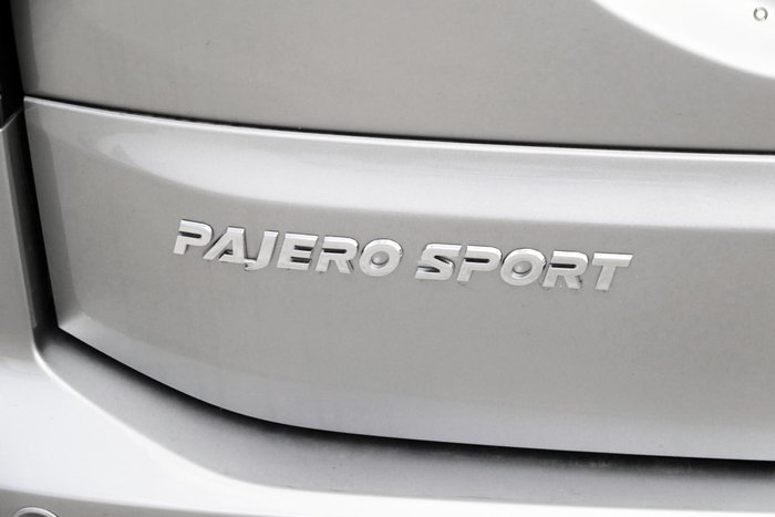 2025 Mitsubishi Pajero Sport GLS