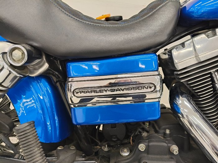 2006 Harley-davidson FXDBI DYNA STREET BOB blue