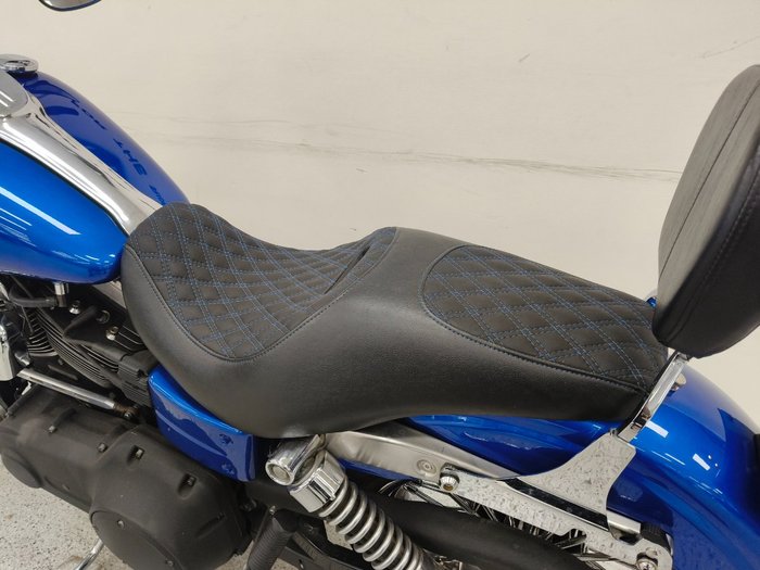 2006 Harley-davidson FXDBI DYNA STREET BOB blue