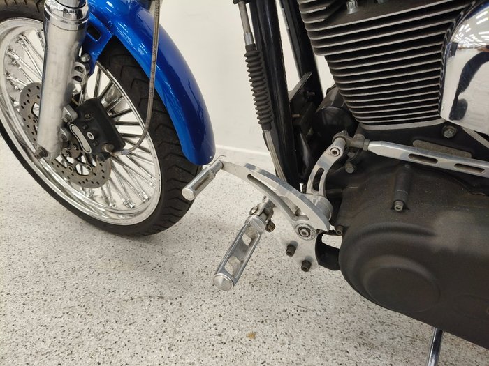 2006 Harley-davidson FXDBI DYNA STREET BOB blue