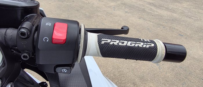 2022 Kawasaki NINJA 400 WHITE