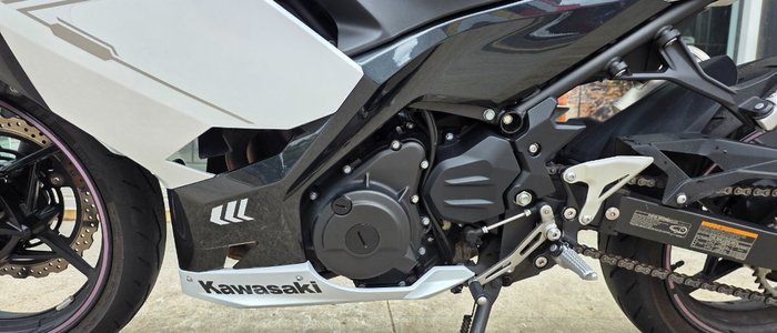 2022 Kawasaki NINJA 400 WHITE