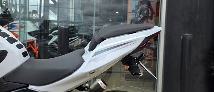 2022 Kawasaki NINJA 400 WHITE