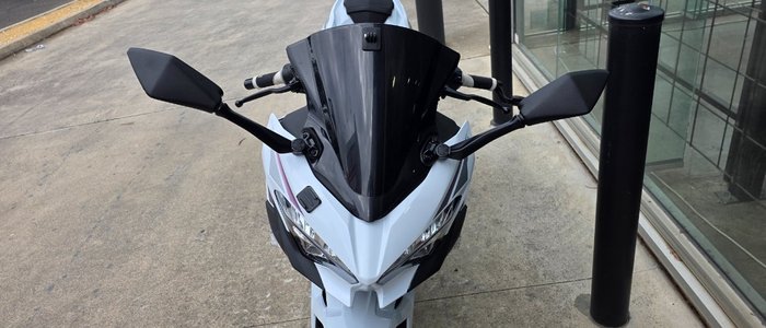 2022 Kawasaki NINJA 400 WHITE