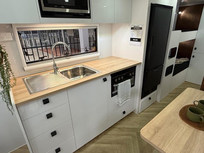 2025 Vivid Caravans Explorer