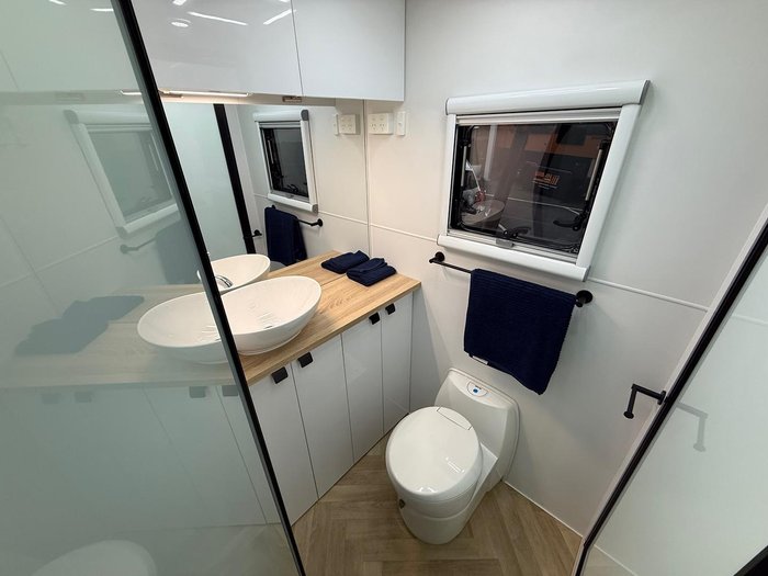 2025 Vivid Caravans Explorer