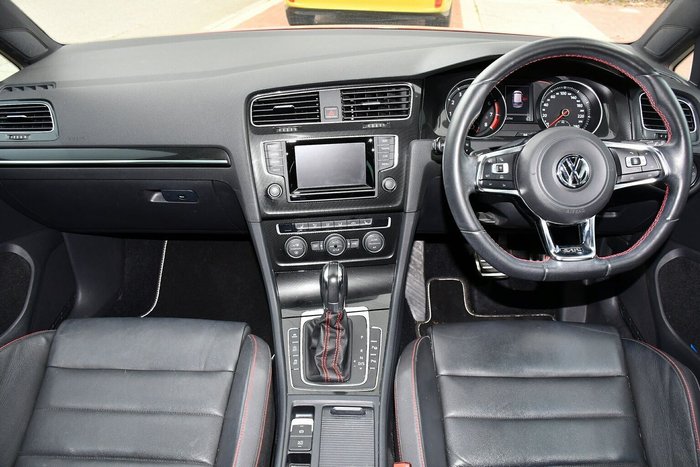 2014 Volkswagen Golf GTI Performance
