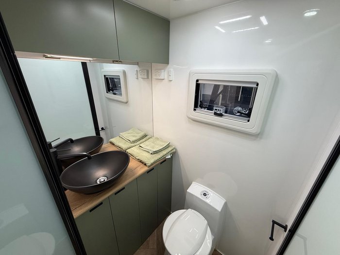 2025 Urban Caravans Tuff 21 Family