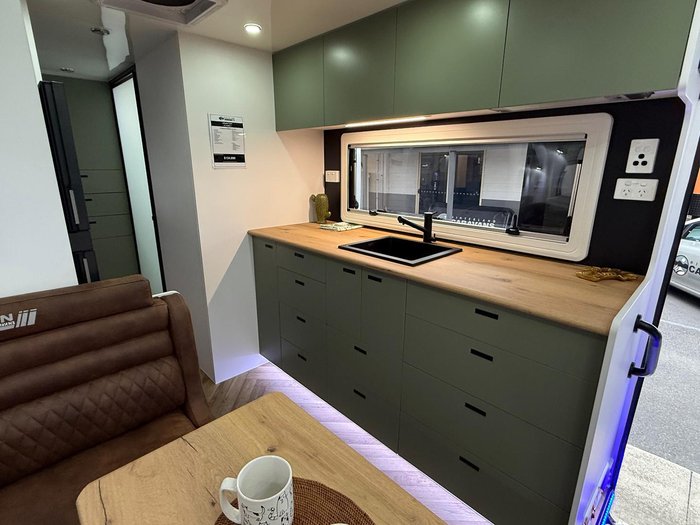 2025 Urban Caravans Tuff 21 Family