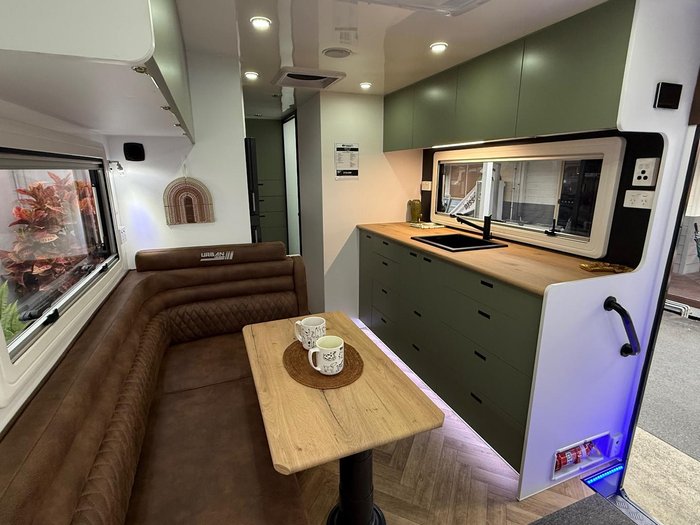 2025 Urban Caravans Tuff 21 Family