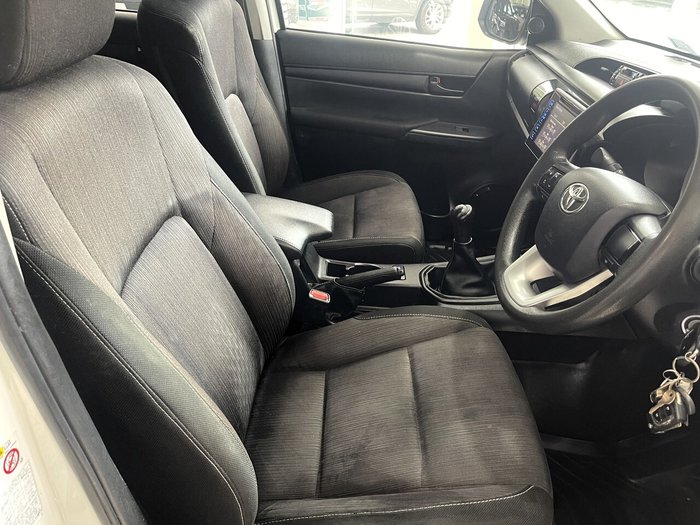 2018 Toyota Hilux SR