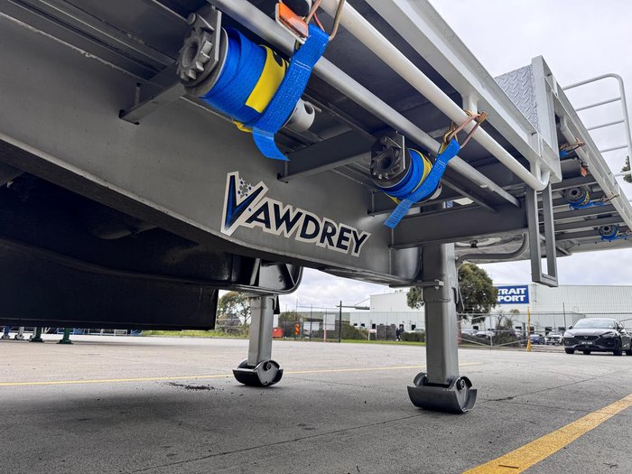 2006 Vawdrey St3 Lead A 12 Pallet Drop Deck Semi