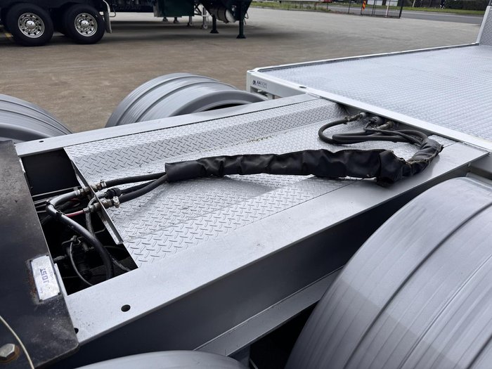 2006 Vawdrey St3 Lead A 12 Pallet Drop Deck Semi 