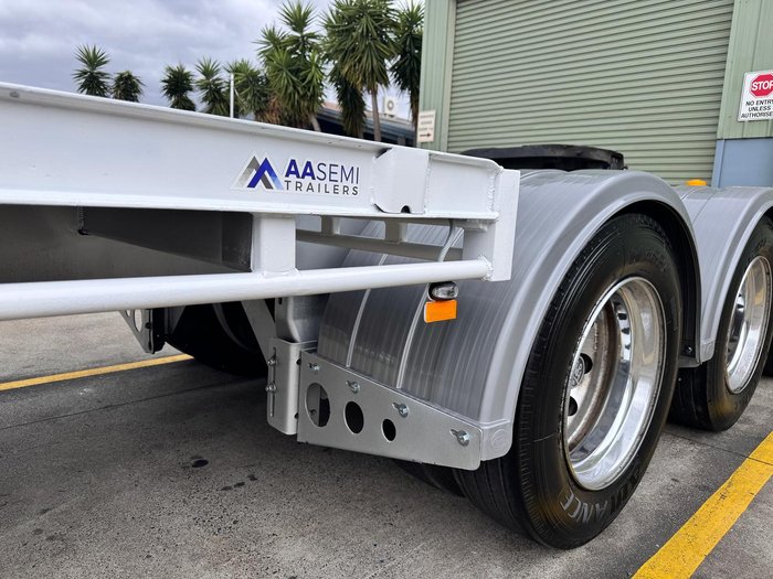 2006 Vawdrey St3 Lead A 12 Pallet Drop Deck Semi 