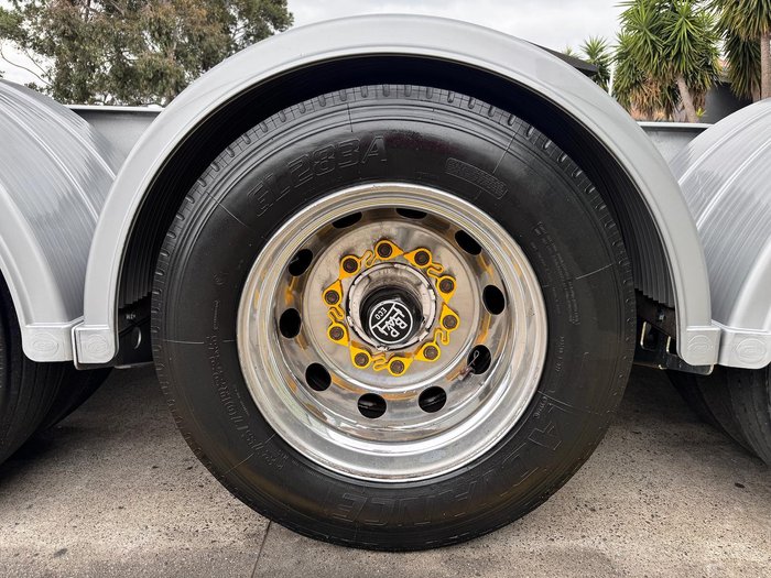 2006 Vawdrey St3 Lead A 12 Pallet Drop Deck Semi