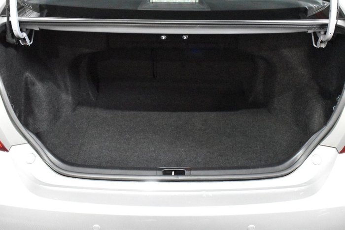 2017 Toyota Camry Altise