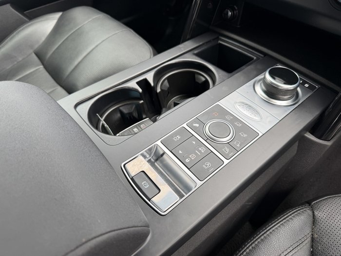 2019 Land Rover Discovery SD6 SE