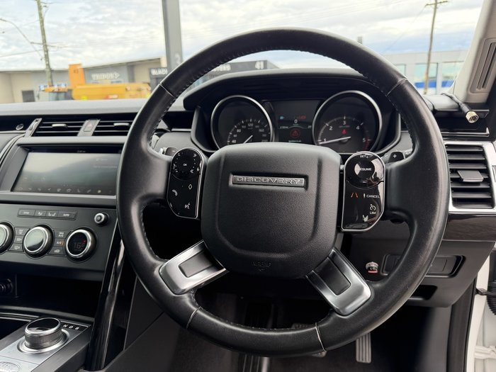 2019 Land Rover Discovery SD6 SE