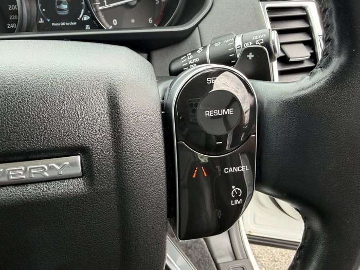 2019 Land Rover Discovery SD6 SE