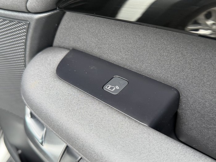 2019 Land Rover Discovery SD6 SE