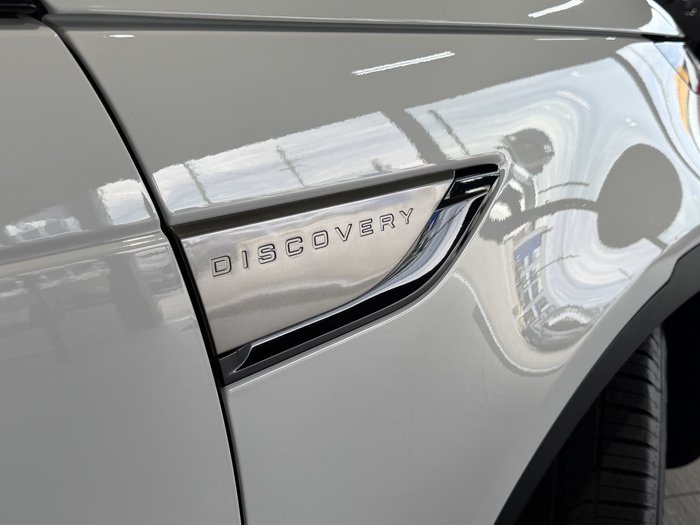 2019 Land Rover Discovery SD6 SE