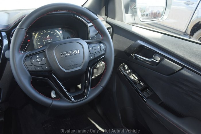 2025 Isuzu D-MAX X-TERRAIN