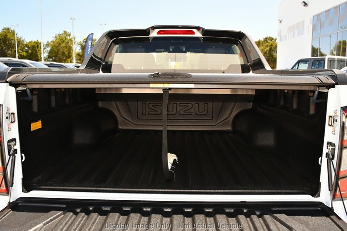 2025 Isuzu D-MAX X-TERRAIN