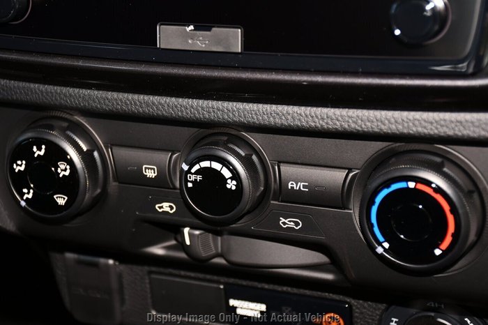 2025 Isuzu D-MAX X-RIDER