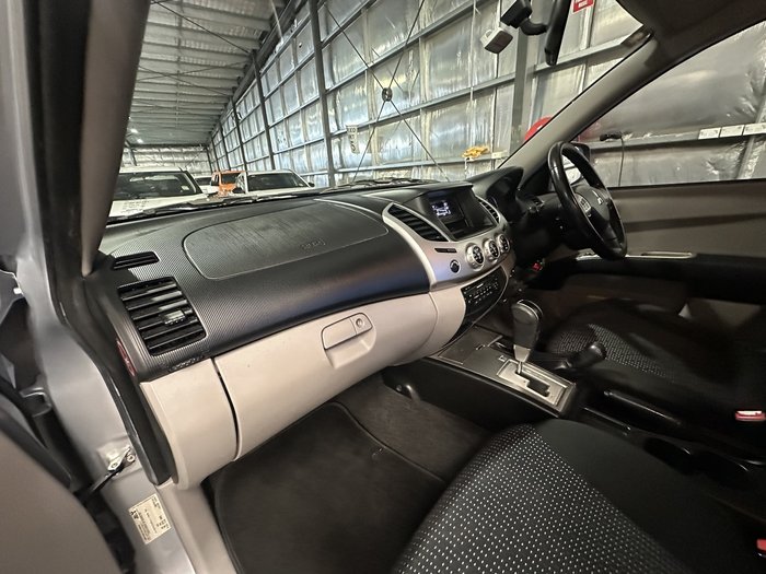 2013 Mitsubishi Triton GLX-R