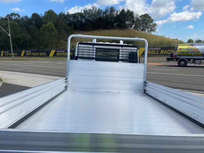 2025 Isuzu Nlr 45-150 Dt D25 Tray Pack NLR 45-150 DT D25 Tray Pack