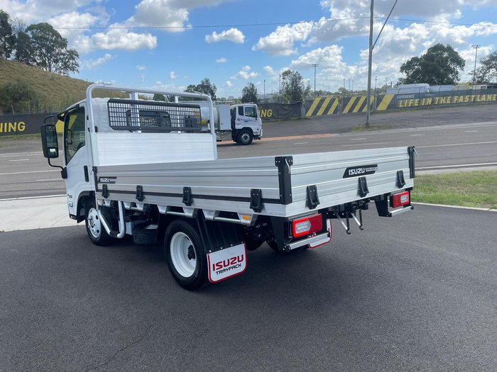 2025 Isuzu Nlr 45-150 Dt D25 Tray Pack NLR 45-150 DT D25 Tray Pack