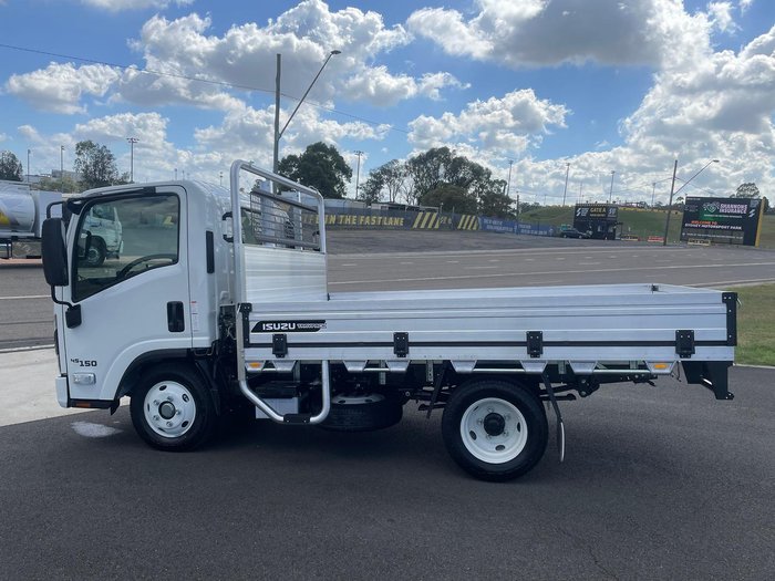 2025 Isuzu Nlr 45-150 Dt D25 Tray Pack NLR 45-150 DT D25 Tray Pack