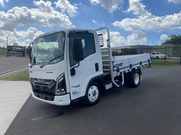 2025 Isuzu Nlr 45-150 Dt D25 Tray Pack