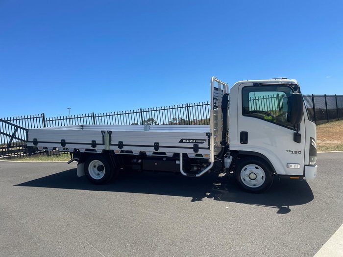 2026 Isuzu Nlr 45-150 Dt D34 Tray Pack