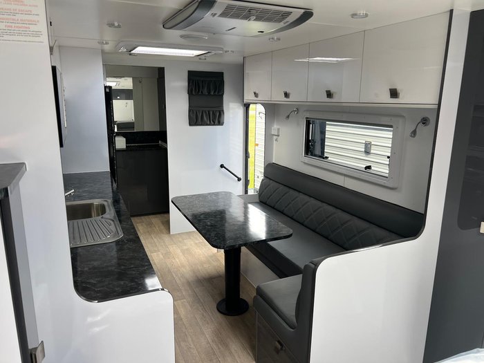 2022 Roma Razorback Rogue