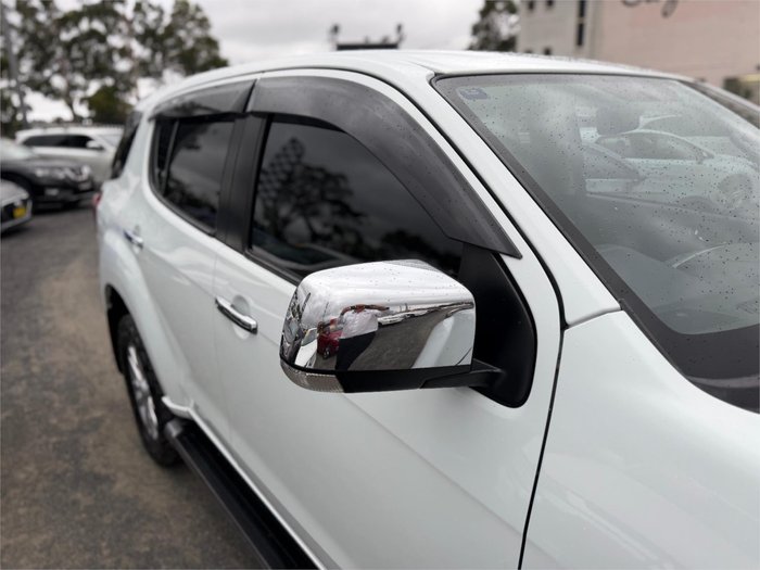 2018 ISUZU MU-X LS-U (4x4)