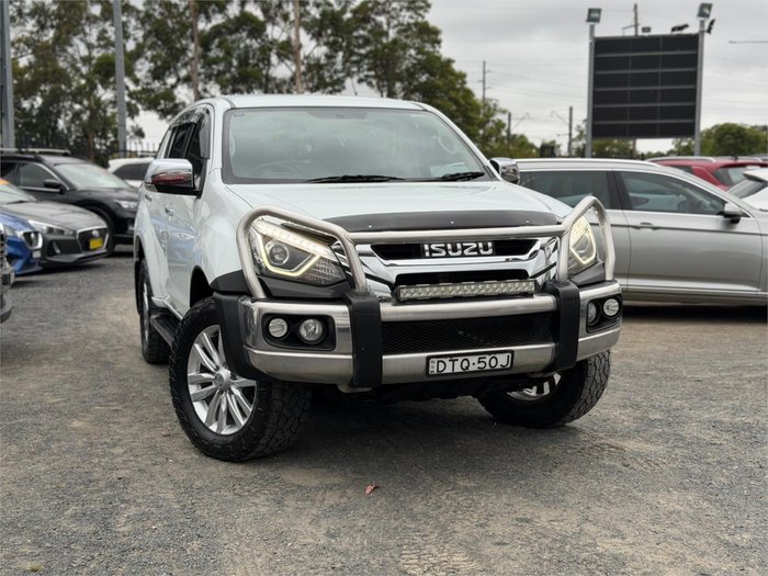 2018 ISUZU MU-X