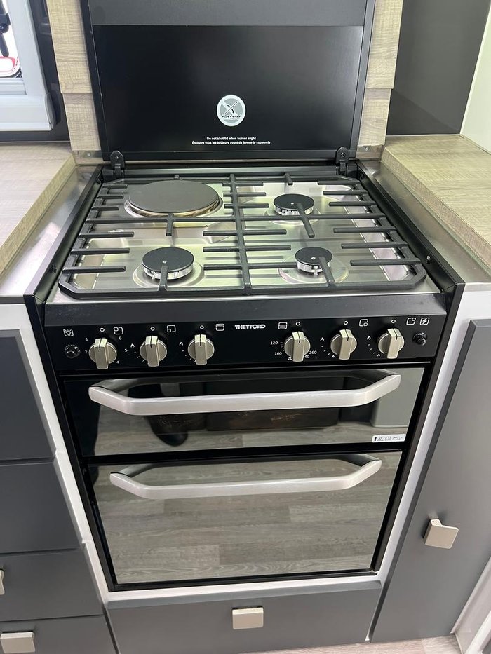 2023 Essential Caravans Cruiser 20'6''