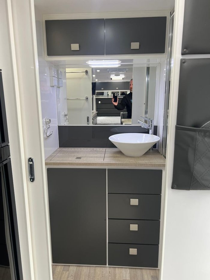 2023 Essential Caravans Cruiser 20'6''