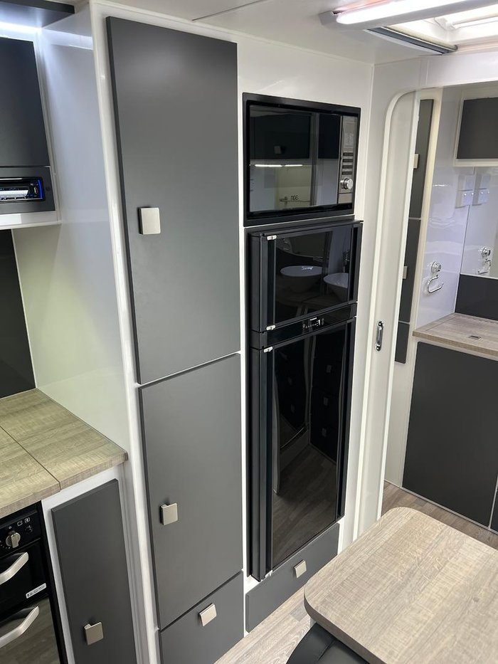 2023 Essential Caravans Cruiser 20'6''