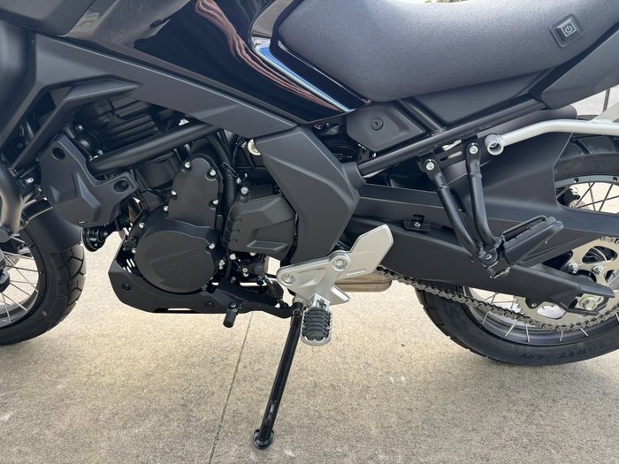 2025 CFMOTO MT NEBULA BLACK