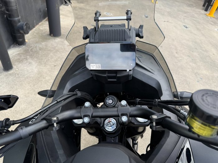 2025 CFMOTO MT NEBULA BLACK