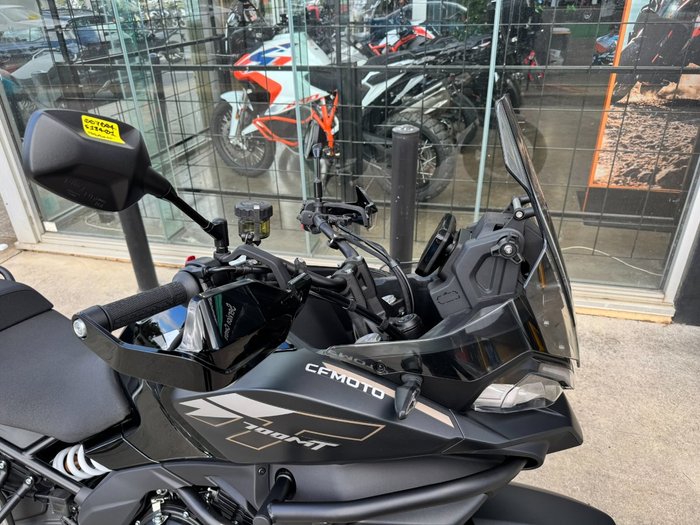 2025 CFMOTO MT NEBULA BLACK