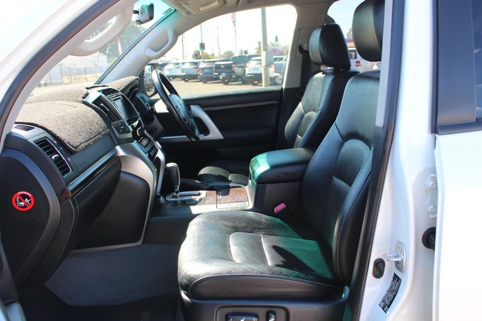 2014 Toyota Landcruiser VX