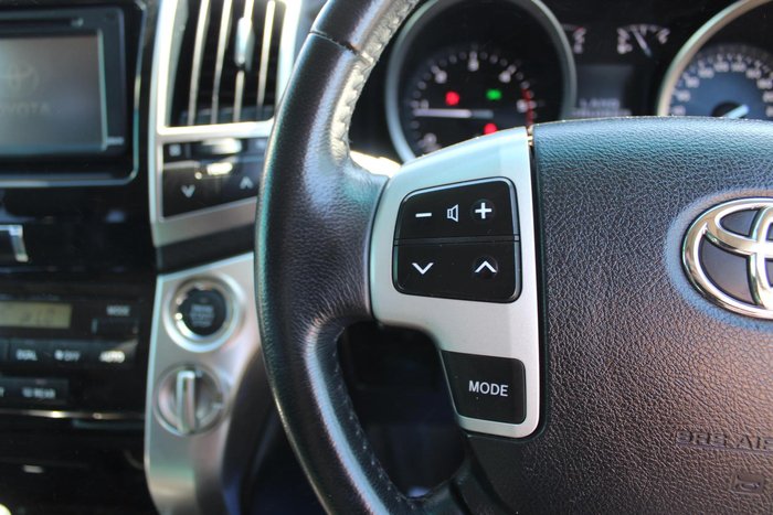 2014 Toyota Landcruiser VX